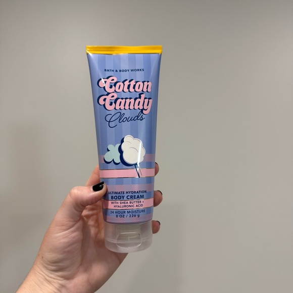 NWT Bath & Body Works Cotton Candy Clouds Body Cream - Picture 1 of 2